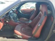 ✅ 2003 Maserati Spyder • VIN: ZAMBB18A330009779 • Лот: 57887205. Опубликован ранее на Copart с пробегом 91 936 миль. Бесплатный доступ к архиву аукционных продаж из США и подробный отчёт об истории автомобиля на DreamBid. Изображение 7.