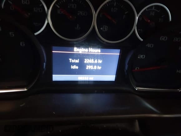 ✅ 2020 Chevrolet Silverado 1500 RST • VIN: 3GCUYEET8LG311055 • Lot: 41610226. Listed on IAAI with 88,332 mi. Free auction sales archive from the USA and detailed vehicle history report at DreamBid. Image 7.