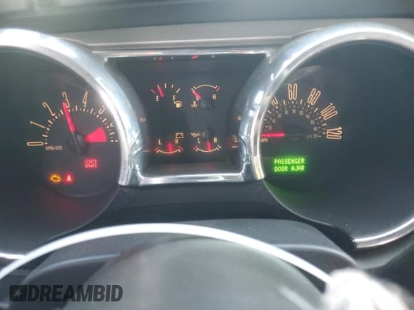 ✅ 2007 Ford Mustang Deluxe • VIN: 1ZVFT80N075350539 • Lot: 85910765. Listed on Copart with 212,108 mi. Free auction sales archive from the USA and detailed vehicle history report at DreamBid. Image 9.