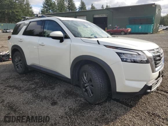 ✅ 2022 Nissan Pathfinder SV • VIN: 5N1DR3BD9NC239895 • Lot: 87299145. Listed on Copart with 32,228 mi. Free auction sales archive from the USA and detailed vehicle history report at DreamBid. Image 4.