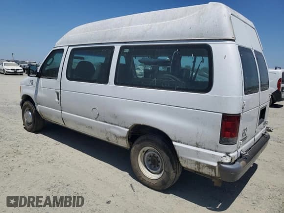 ✅ 2006 Ford Econoline Cargo • VIN: 1FTNE24W16DA32460 • Лот: 60887395. Опубликован ранее на Copart с пробегом 372 336 миль. Бесплатный доступ к архиву аукционных продаж из США и подробный отчёт об истории автомобиля на DreamBid. Изображение 2.