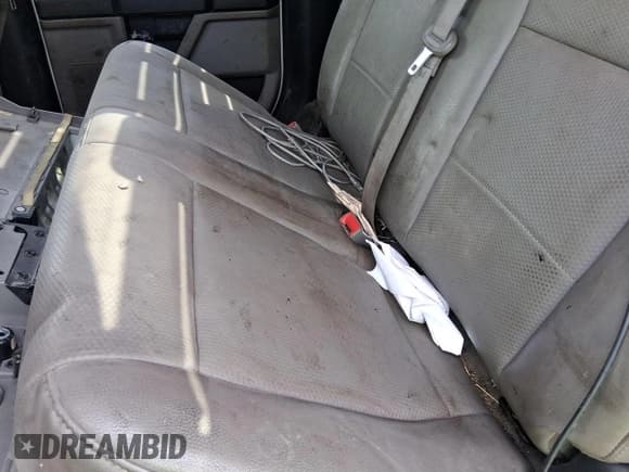 ✅ 2019 Ford F-350 Platinum • VIN: 1FT7W3BT9KED43627 • Lot: 43832539. Wystawiony na IAAI z przebiegiem Nie podano. Bezpłatny archiwum sprzedaży aukcyjnych z USA i szczegółowy raport historii pojazdu na DreamBid. Zdjęcie 52.