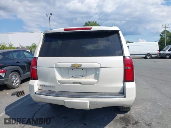 ✅ 2015 Chevrolet Suburban LTZ • VIN: 1GNSCKKC2FR548984 • Lot: 43202777. Wystawiony na IAAI z przebiegiem 136 932 mil. Bezpłatny archiwum sprzedaży aukcyjnych z USA i szczegółowy raport historii pojazdu na DreamBid. Zdjęcie 16.