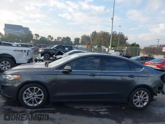 ✅ 2020 Ford Fusion SE • VIN: 3FA6P0HD2LR149131 • Lot: 43693413. Listed on IAAI with 73,624 mi. Free auction sales archive from the USA and detailed vehicle history report at DreamBid. Image 15.