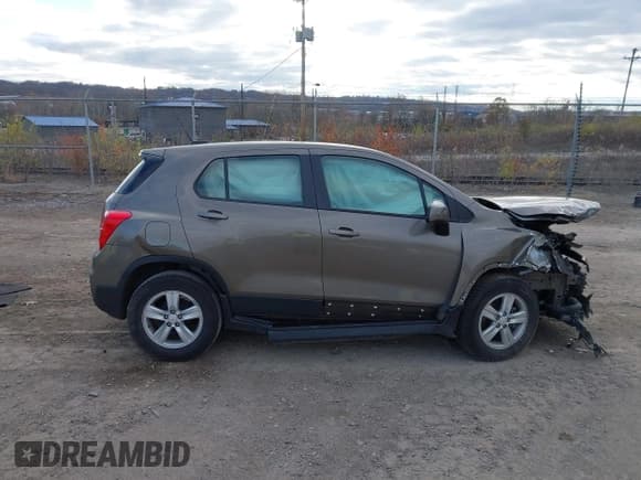 ✅ 2021 Chevrolet Trax LS • VIN: KL7CJKSB6MB313453 • Lot: 43713206. Listed on IAAI with 55,143 mi. Free auction sales archive from the USA and detailed vehicle history report at DreamBid. Image 14.