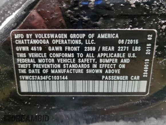 ✅ 2015 Volkswagen Passat SEL Premium • VIN: 1VWCS7A34FC103144 • Lot: 96875065. Listed on Copart with 88,989 mi. Free auction sales archive from the USA and detailed vehicle history report at DreamBid. Image 13.