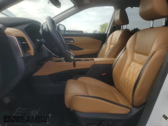 ✅ 2022 Nissan Rogue Platinum • VIN: JN8BT3DD7NW273430 • Lot: 71508535. Wystawiony na Copart z przebiegiem 41 661 mil. Bezpłatny archiwum sprzedaży aukcyjnych z USA i szczegółowy raport historii pojazdu na DreamBid. Zdjęcie 7.