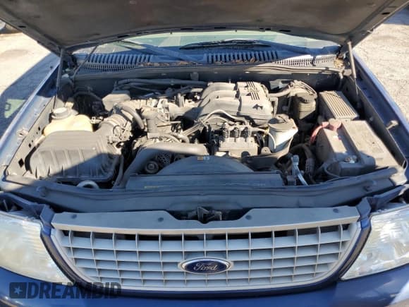 ✅ 2005 Ford Explorer Eddie Bauer • VIN: 1FMZU74E55UA46090 • Lot: 79311024. Wystawiony na Copart z przebiegiem 141 334 mil. Bezpłatny archiwum sprzedaży aukcyjnych z USA i szczegółowy raport historii pojazdu na DreamBid. Zdjęcie 12.