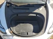 ✅ 2020 Tesla Model 3 Standard Range Plus • VIN: 5YJ3E1EA8LF703650 • Lot: 85364505. Wystawiony na Copart z przebiegiem 61 687 mil. Bezpłatny archiwum sprzedaży aukcyjnych z USA i szczegółowy raport historii pojazdu na DreamBid. Zdjęcie 11.