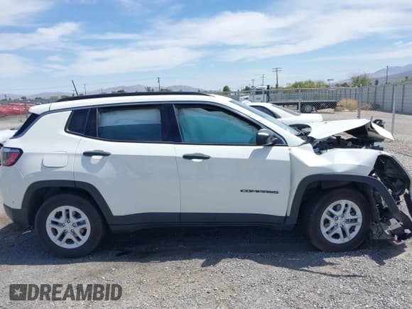 ✅ 2021 Jeep Compass Sport • VIN: 3C4NJCAB6MT532267 • Lot: 42035764. Listed on IAAI with 41,725 mi. Free auction sales archive from the USA and detailed vehicle history report at DreamBid. Image 13.