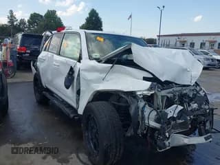 ✅ 2016 Toyota 4Runner SR5 • VIN: JTEZU5JR9G5128042 • Lot: 43267520. Wystawiony na IAAI z przebiegiem Nie podano. Bezpłatny archiwum sprzedaży aukcyjnych z USA i szczegółowy raport historii pojazdu na DreamBid. Zdjęcie 1.