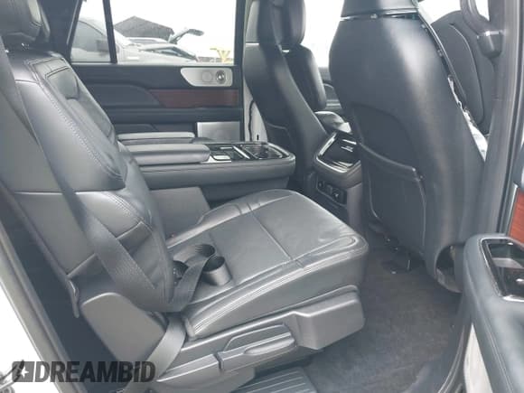 ✅ 2023 Lincoln Navigator Reserve • VIN: 5LMJJ3LG1PEL00485 • Лот: 43172859. Опубликован ранее на IAAI с пробегом 26 324 миль. Бесплатный доступ к архиву аукционных продаж из США и подробный отчёт об истории автомобиля на DreamBid. Изображение 8.