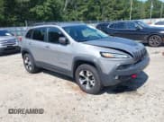 ✅ 2017 Jeep Cherokee Trailhawk L Plus • VIN: 1C4PJMBS5HD214410 • Lot: 43075418. Wystawiony na IAAI z przebiegiem 77 527 mil. Bezpłatny archiwum sprzedaży aukcyjnych z USA i szczegółowy raport historii pojazdu na DreamBid. Zdjęcie 1.