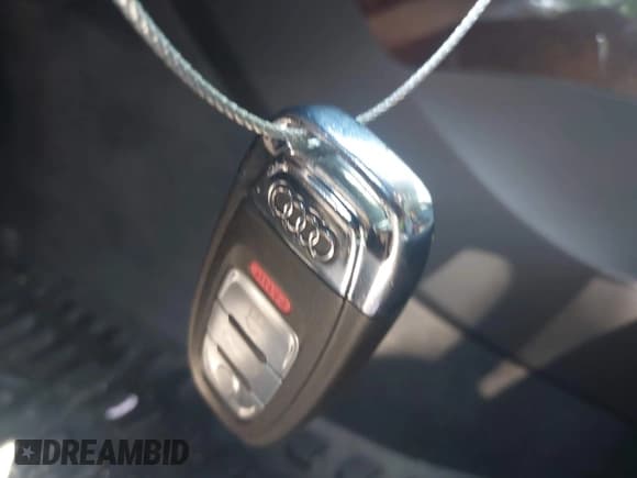 ✅ 2016 Audi Q5 Premium Plus • VIN: WA1L2AFP2GA021030 • Лот: 42531211. Опубликован ранее на IAAI с пробегом 106 962 миль. Бесплатный доступ к архиву аукционных продаж из США и подробный отчёт об истории автомобиля на DreamBid. Изображение 11.