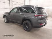 ✅ 2025 Jeep Grand Cherokee Altitude X • VIN: 1C4RJHAG5SC278876 • Лот: 42261321. Опубликован ранее на IAAI с пробегом 819 миль. Бесплатный доступ к архиву аукционных продаж из США и подробный отчёт об истории автомобиля на DreamBid. Изображение 3.