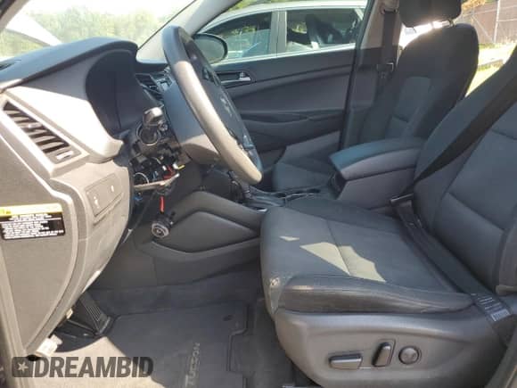 2016 Hyundai Tucson SE с VIN KM8J3CA41GU217831, выставлен на аукционе Copart как лот 68178985 с пробегом 76 723 миль миль и Списание • Salvage title. История ставок и продаж доступна на DreamBid. Изображение 7.