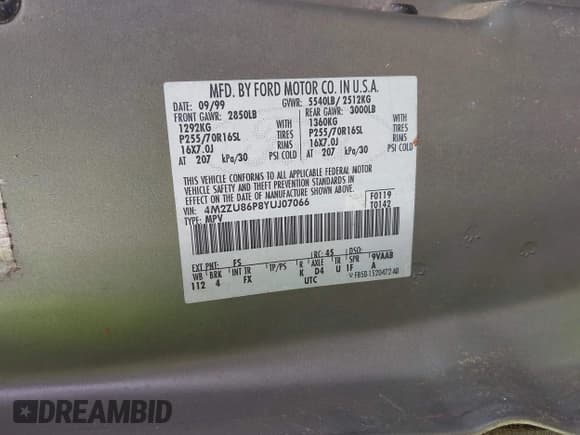 ✅ 2000 Mercury Mountaineer • VIN: 4M2ZU86P8YUJ07066 • Lot: 42114617. Listed on IAAI with 233,146 mi. Free auction sales archive from the USA and detailed vehicle history report at DreamBid. Image 9.