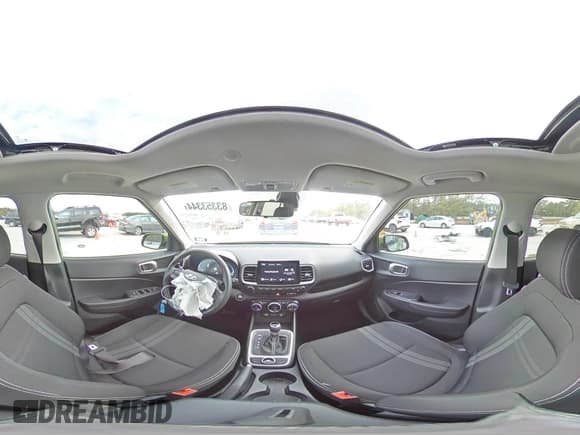 ✅ 2024 Hyundai Venue Limited • VIN: KMHRC8A30RU319695 • Lot: 83353344. Listed on Copart with 3,083 mi. Free auction sales archive from the USA and detailed vehicle history report at DreamBid. Image 15.