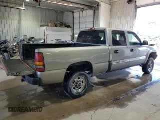 ✅ 2002 GMC Sierra 1500HD SLE • VIN: 1GTGK13U02F170226 • Lot: 76071804. Wystawiony na Copart z przebiegiem 187 996 mil. Bezpłatny archiwum sprzedaży aukcyjnych z USA i szczegółowy raport historii pojazdu na DreamBid. Zdjęcie 3.