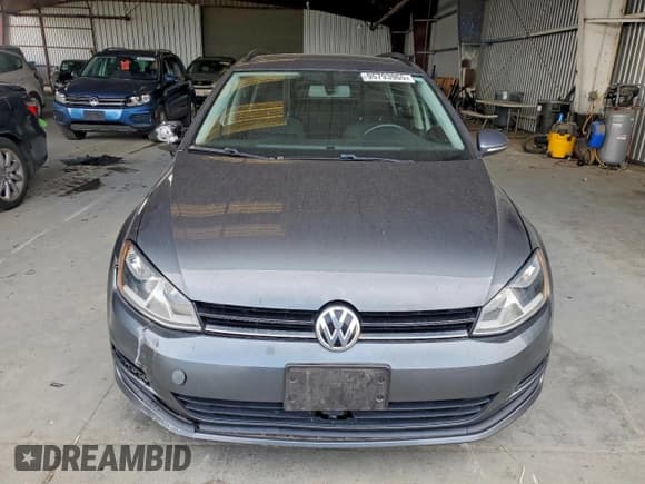 ✅ 2016 Volkswagen Golf TSI S • VIN: 3VWC17AU7GM523654 • Lot: 95793965. Wystawiony na Copart z przebiegiem 105 747 mil. Bezpłatny archiwum sprzedaży aukcyjnych z USA i szczegółowy raport historii pojazdu na DreamBid. Zdjęcie 5.