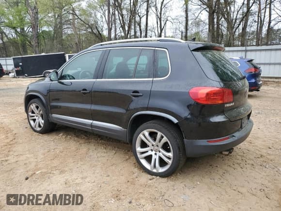 ✅ 2012 Volkswagen Tiguan LE • VIN: WVGAV7AX9CW555942 • Lot: 51303575. Listed on Copart with 130,491 mi. Free auction sales archive from the USA and detailed vehicle history report at DreamBid. Image 2.