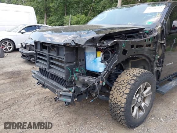 ✅ 2015 Chevrolet Colorado 4WD Z71 • VIN: 1GCHTCE34F1220727 • Лот: 42791541. Опубликован ранее на IAAI с пробегом 67 326 миль. Бесплатный доступ к архиву аукционных продаж из США и подробный отчёт об истории автомобиля на DreamBid. Изображение 6.