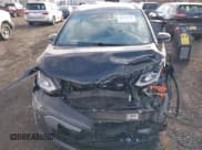 ✅ 2017 Chevrolet Bolt EV Premier • VIN: 1G1FX6S08H4147833 • Lot: 41341926. Wystawiony na IAAI z przebiegiem 85 405 mil. Bezpłatny archiwum sprzedaży aukcyjnych z USA i szczegółowy raport historii pojazdu na DreamBid. Zdjęcie 6.