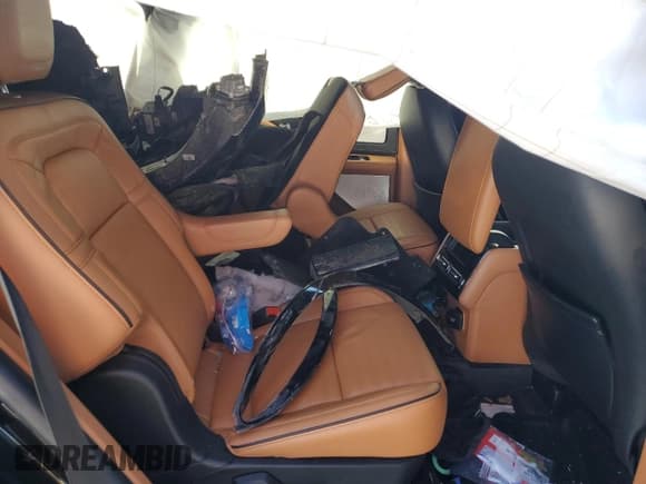 ✅ 2022 Lincoln Aviator Black Label • VIN: 5LM5J9XC7NGL19961 • Лот: 85515974. Опубликован ранее на Copart с пробегом 46 223 миль. Бесплатный доступ к архиву аукционных продаж из США и подробный отчёт об истории автомобиля на DreamBid. Изображение 11.