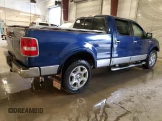 ✅ 2007 Lincoln Mark LT • VIN: 5LTPW18567FJ04564 • Lot: 71920735. Wystawiony na Copart z przebiegiem 183 170 mil. Bezpłatny archiwum sprzedaży aukcyjnych z USA i szczegółowy raport historii pojazdu na DreamBid. Zdjęcie 3.