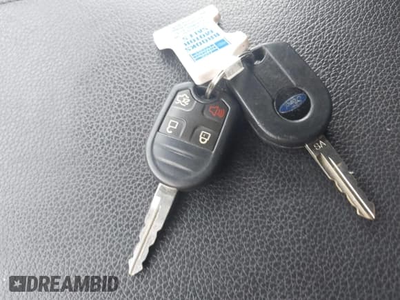 ✅ 2013 Ford Expedition Max Limited • VIN: 1FMJK2A56DEF63384 • Lot: 42436749. Wystawiony na IAAI z przebiegiem 159 589 mil. Bezpłatny archiwum sprzedaży aukcyjnych z USA i szczegółowy raport historii pojazdu na DreamBid. Zdjęcie 11.