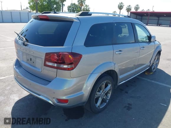 ✅ 2017 Dodge Journey Crossroad Plus • VIN: 3C4PDCGB1HT702192 • Лот: 42293317. Опубликован ранее на IAAI с пробегом 114 658 миль. Бесплатный доступ к архиву аукционных продаж из США и подробный отчёт об истории автомобиля на DreamBid. Изображение 4.