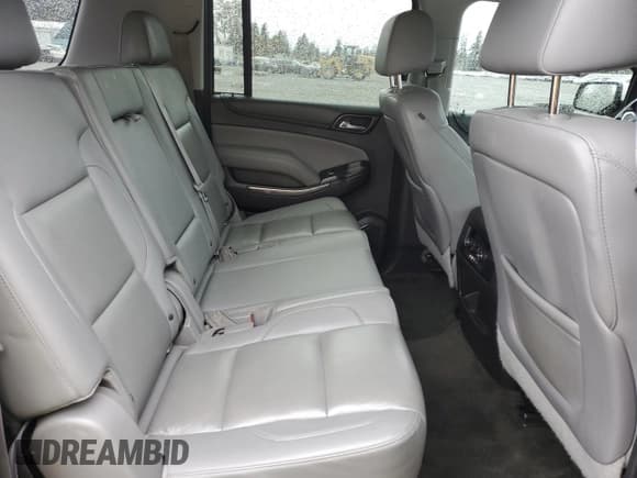 ✅ 2015 Chevrolet Suburban LT • VIN: 1GNSKJKCXFR508245 • Lot: 80227434. Wystawiony na Copart z przebiegiem 111 935 mil. Bezpłatny archiwum sprzedaży aukcyjnych z USA i szczegółowy raport historii pojazdu na DreamBid. Zdjęcie 11.