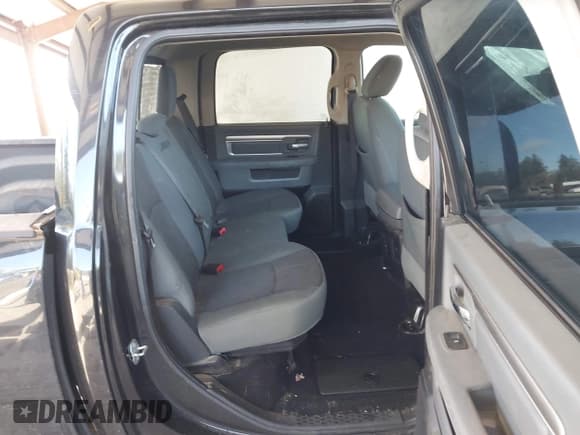 ✅ 2015 Ram 1500 Lone Star • VIN: 1C6RR7LT1FS749468 • Lot: 43674987. Listed on IAAI with 176,645 mi. Free auction sales archive from the USA and detailed vehicle history report at DreamBid. Image 8.