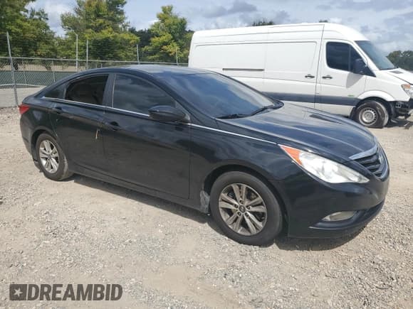✅ 2013 Hyundai Sonata GLS • VIN: 5NPEB4AC9DH693725 • Lot: 70807194. Wystawiony na Copart z przebiegiem 211 810 mil. Bezpłatny archiwum sprzedaży aukcyjnych z USA i szczegółowy raport historii pojazdu na DreamBid. Zdjęcie 4.