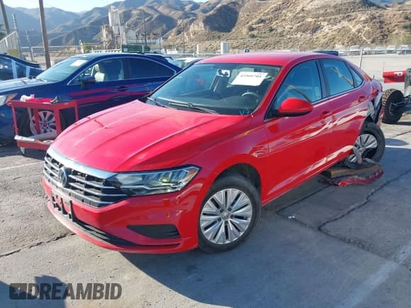 ✅ 2019 Volkswagen Jetta S • VIN: 3VWC57BU7KM052083 • Lot: 42560701. Listed on IAAI with 111,203 mi. Free auction sales archive from the USA and detailed vehicle history report at DreamBid. Image 2.