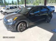 ✅ 2022 Kia Niro EX Premium • VIN: KNDCE3LC5N5493822 • Лот: 42662763. Опубликован ранее на IAAI с пробегом 103 061 миль. Бесплатный доступ к архиву аукционных продаж из США и подробный отчёт об истории автомобиля на DreamBid. Изображение 2.