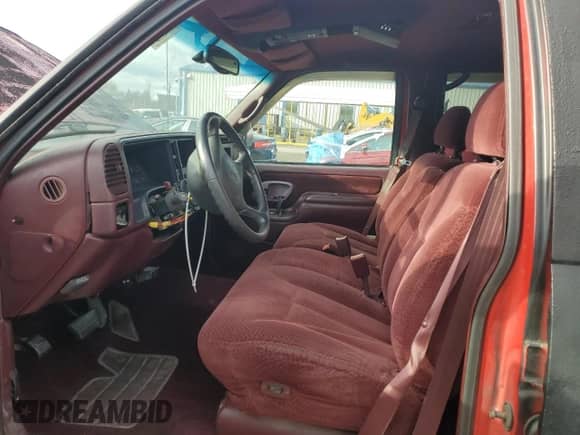 1997 Chevrolet Silverado 3500 with VIN 1GCHC33J3VF052789, listed as a Copart auction lot 86842835 with 137,985 mi miles and Salvage title. Bid and sale history available at DreamBid. Image 7.