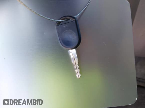 ✅ 2013 Ford Econoline Cargo Commercial • VIN: 1FTNE1EW2DDA35728 • Lot: 42503659. Listed on IAAI with 195,340 mi. Free auction sales archive from the USA and detailed vehicle history report at DreamBid. Image 11.