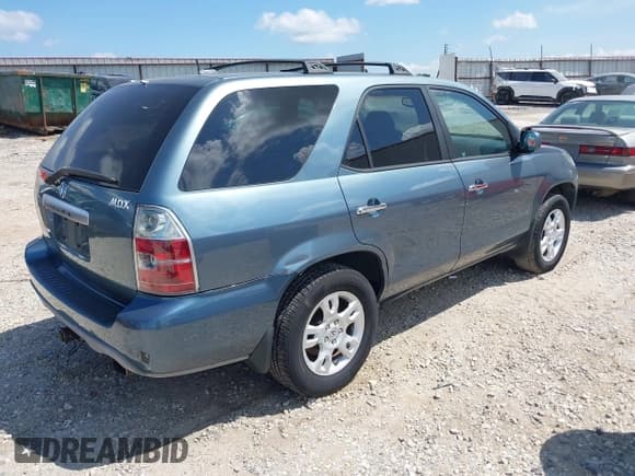 ✅ 2006 Acura MDX Touring • VIN: 2HNYD18956H536280 • Lot: 42572611. Listed on IAAI with 218,823 mi. Free auction sales archive from the USA and detailed vehicle history report at DreamBid. Image 4.