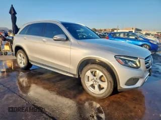 ✅ 2018 Mercedes-Benz GLC 300 • VIN: WDC0G4KB8JV023803 • Лот: 85181345. Опубликован ранее на Copart с пробегом 128 138 миль. Бесплатный доступ к архиву аукционных продаж из США и подробный отчёт об истории автомобиля на DreamBid. Изображение 4.
