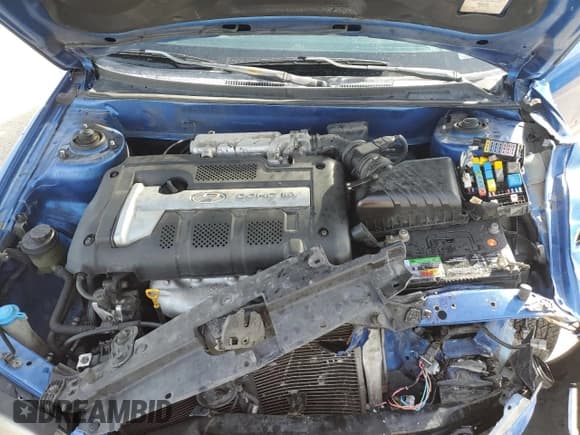 ✅ 2004 Hyundai Elantra GLS • VIN: KMHDN46D14U887915 • Lot: 46134045. Wystawiony na Copart z przebiegiem 188 245 mil. Bezpłatny archiwum sprzedaży aukcyjnych z USA i szczegółowy raport historii pojazdu na DreamBid. Zdjęcie 12.