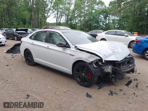 ✅ 2022 Volkswagen Jetta Autobahn • VIN: 3VW2T7BU1NM028092 • Lot: 42430756. Listed on IAAI with 20,666 mi. Free auction sales archive from the USA and detailed vehicle history report at DreamBid. Image 1.