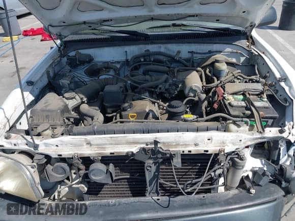 ✅ 2004 Toyota Tacoma • VIN: 5TENL42NX4Z395954 • Lot: 43347182. Wystawiony na IAAI z przebiegiem 246 939 mil. Bezpłatny archiwum sprzedaży aukcyjnych z USA i szczegółowy raport historii pojazdu na DreamBid. Zdjęcie 10.