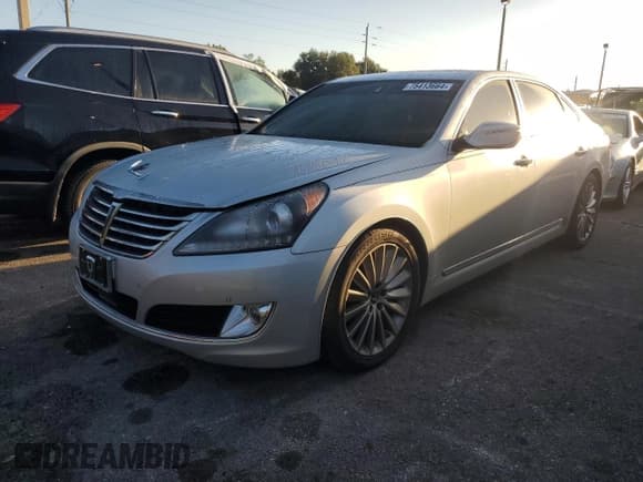 ✅ 2015 Hyundai Equus Ultimate • VIN: KMHGH4JH1FU097774 • Лот: 75413664. Опубликован ранее на Copart с пробегом 69 282 миль. Бесплатный доступ к архиву аукционных продаж из США и подробный отчёт об истории автомобиля на DreamBid. Изображение 1.
