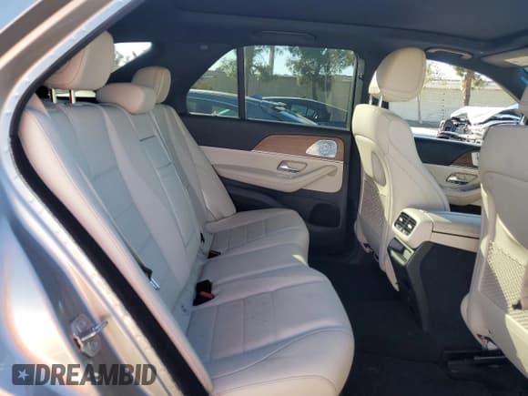 ✅ 2021 Mercedes-Benz GLE 350 • VIN: 4JGFB4JB4MA324768 • Lot: 86881015. Listed on Copart with 30,144 mi. Free auction sales archive from the USA and detailed vehicle history report at DreamBid. Image 11.