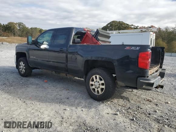 ✅ 2015 Chevrolet Silverado 2500HD LT • VIN: 1GC2KVEG2FZ142196 • Лот: 91916665. Опубликован ранее на Copart с пробегом 184 784 миль. Бесплатный доступ к архиву аукционных продаж из США и подробный отчёт об истории автомобиля на DreamBid. Изображение 2.