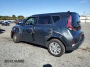 ✅ 2023 Kia Soul LX • VIN: KNDJ23AUXP7207370 • Lot: 85007635. Wystawiony na Copart z przebiegiem 76 175 mil. Bezpłatny archiwum sprzedaży aukcyjnych z USA i szczegółowy raport historii pojazdu na DreamBid. Zdjęcie 2.