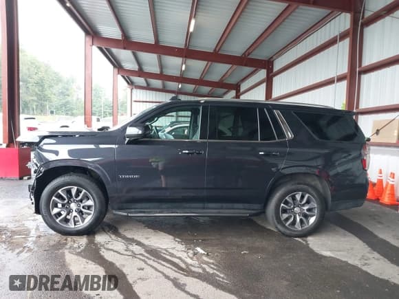✅ 2022 Chevrolet Tahoe LT • VIN: 1GNSKNKD1NR264693 • Lot: 42858446. Listed on IAAI with 17,283 mi. Free auction sales archive from the USA and detailed vehicle history report at DreamBid. Image 14.