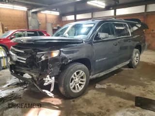 ✅ 2015 Chevrolet Suburban LT • VIN: 1GNSKJKC0FR235929 • Лот: 89508065. Опубликован ранее на Copart с пробегом 212 595 миль. Бесплатный доступ к архиву аукционных продаж из США и подробный отчёт об истории автомобиля на DreamBid. Изображение 1.