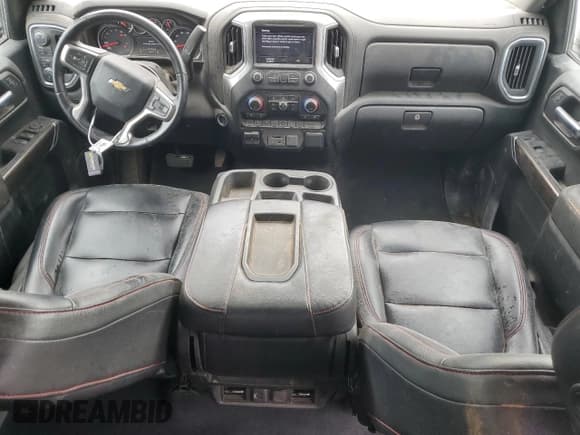 ✅ 2019 Chevrolet Silverado 1500 LT • VIN: 1GCUYDED9KZ199397 • Lot: 69481314. Wystawiony na Copart z przebiegiem 132 478 mil. Bezpłatny archiwum sprzedaży aukcyjnych z USA i szczegółowy raport historii pojazdu na DreamBid. Zdjęcie 8.